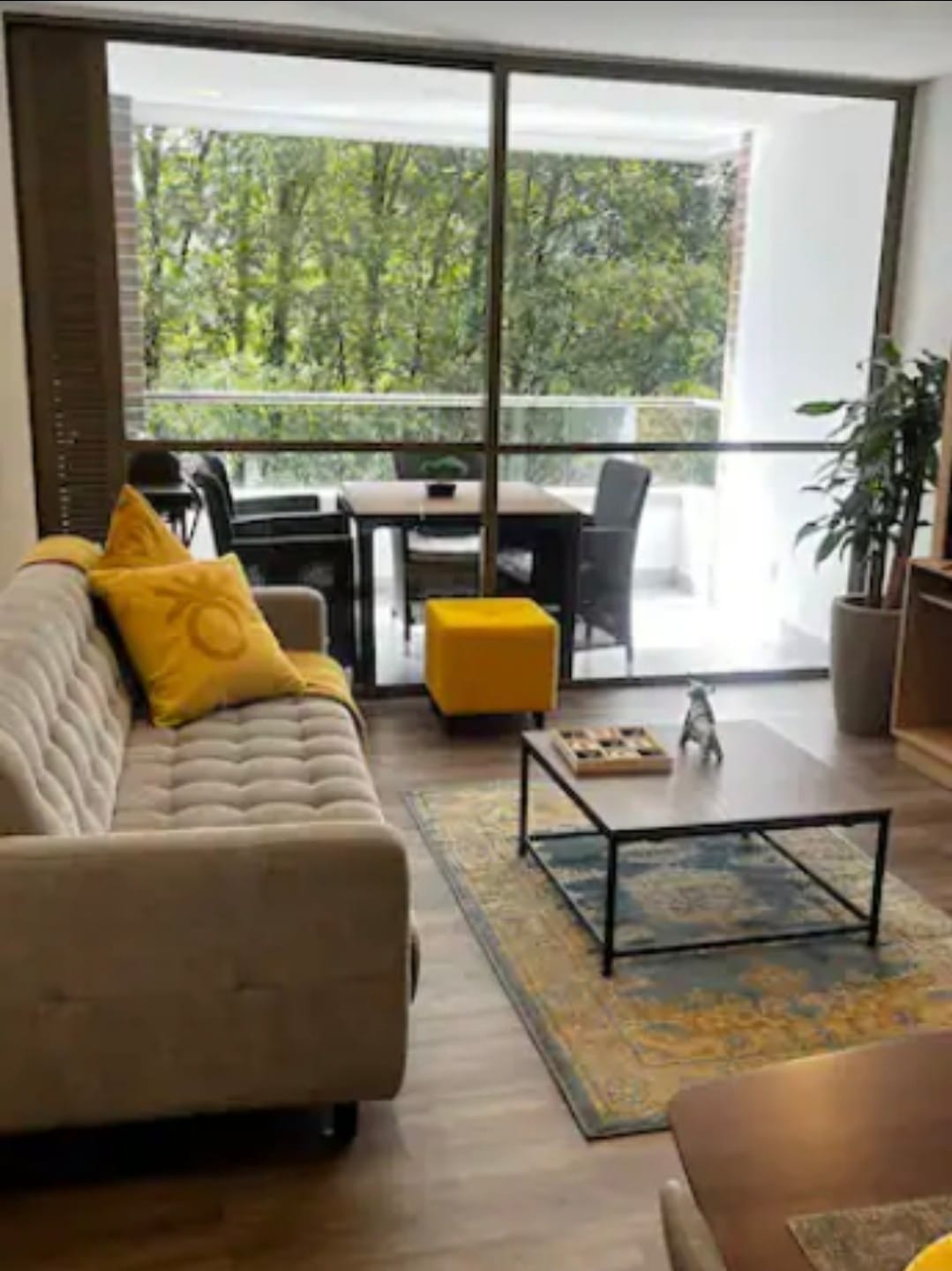 Llanogrande 233 – Modern Luxury Condo